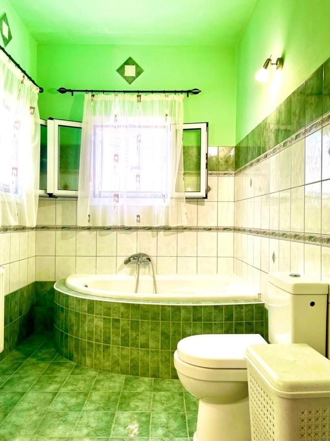 Green Hill House Agios Georgios Pagon Exterior foto