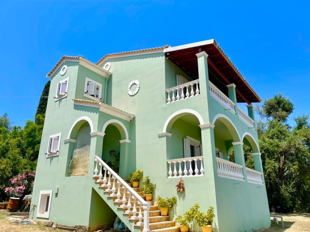 Green Hill House Agios Georgios Pagon Exterior foto