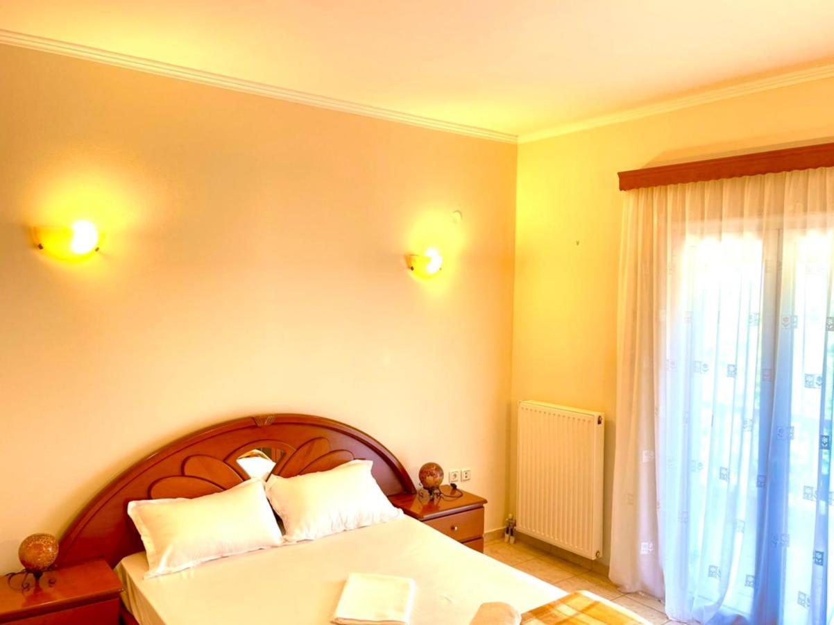 Green Hill House Agios Georgios Pagon Exterior foto
