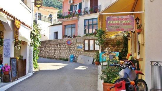 Green Hill House Agios Georgios Pagon Exterior foto